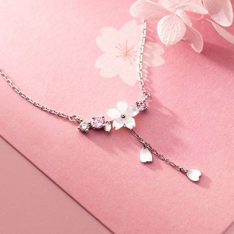 Sterling Silver Shell Flower Necklace